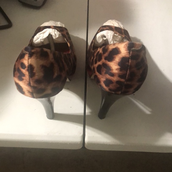 Madden girl - Picture 5 of 9